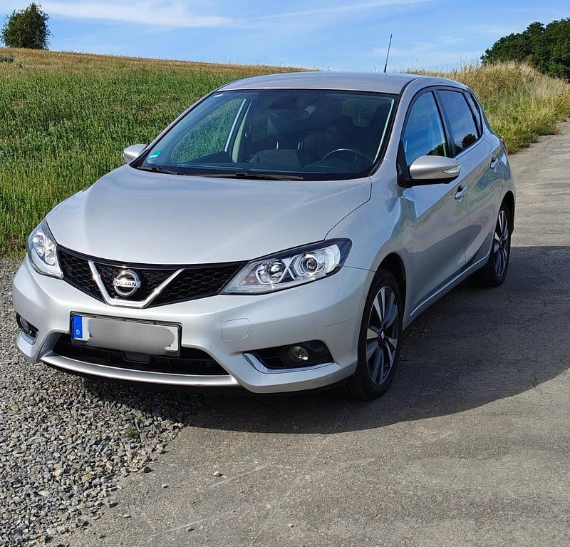 Silber Gebraucht 2017 Nissan Pulsar Limousine | 9.000 € (Superpreis) - Bild 1/4