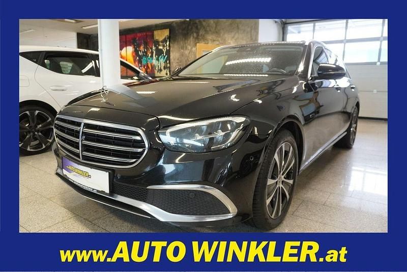 Schwarz Gebraucht 2020 Mercedes E300 Exclusive Limousine | 21.990 € (Guter Preis) - Bild 1/4