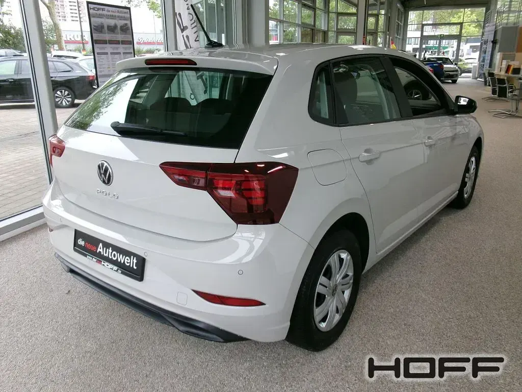 Gebraucht VW Polo Basis 80 PS (58 kW) 2022 Grau Kleinwagen