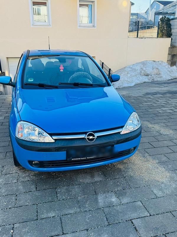 Blau Gebraucht 2003 Opel Corsa Elegance Kleinwagen | 1.900 € (Etwas zu teuer) - Bild 1/4