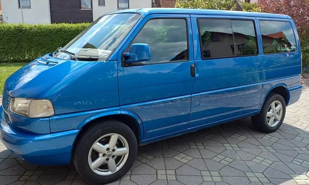Gebraucht VW T4 151 PS (111 kW) 1999 Blau Van