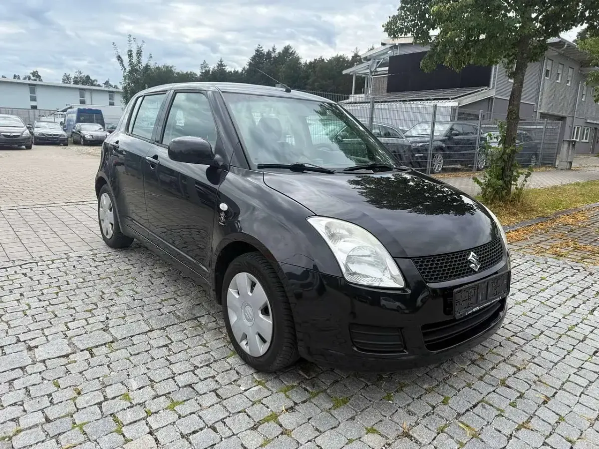 Gebraucht Suzuki Swift Snow 92 PS (67 kW) 2008 Schwarz Kleinwagen