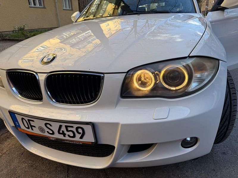 Gebraucht BMW 116 Lifestyle 122 PS (89 kW) 2009 Weiß Kleinwagen