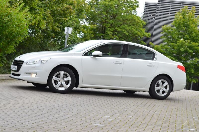 Weiß Gebraucht 2011 Peugeot 508 Active Limousine | 6.999 € (Fairer Preis) - Bild 1/4