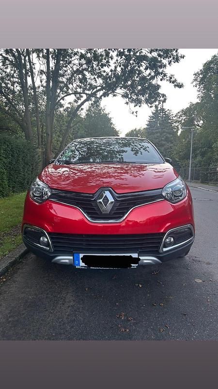 Rot Gebraucht 2016 Renault Captur Intens SUV | 10.500 € (Fairer Preis) - Bild 1/4
