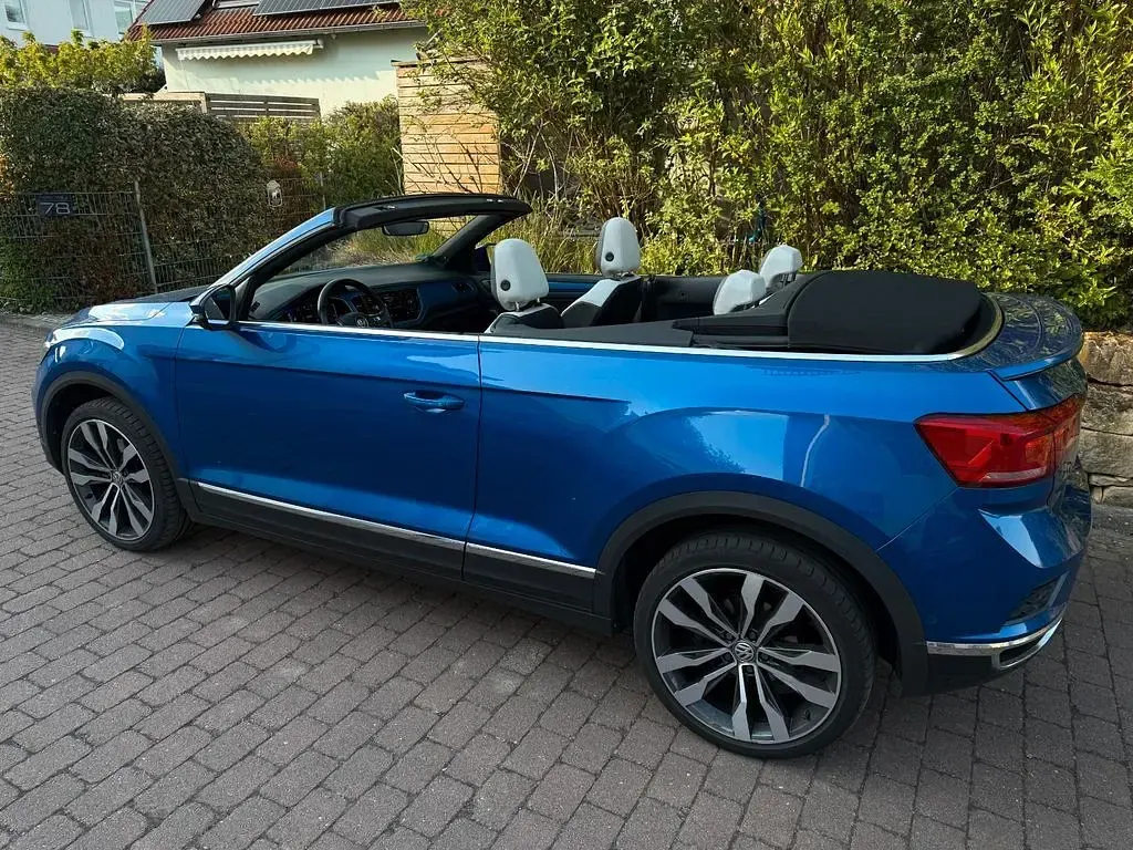 Gebraucht VW T-Roc Cabriolet 150 PS (110 kW) 2020 Blau Cabrio