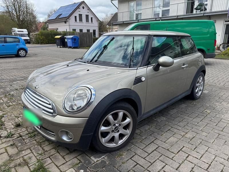 Gebraucht Mini Cooper 95 PS (69 kW) 2009 Gold Kleinwagen