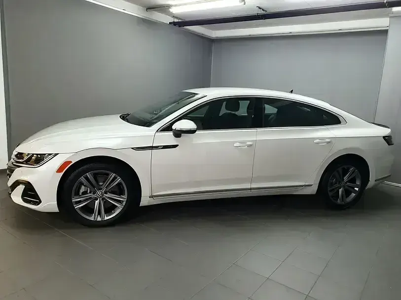 Gebraucht VW Arteon R-line 305 PS (224 kW) 2025 Weiß Kombi