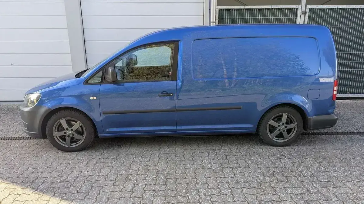 Gebraucht VW Caddy Maxi 102 PS (75 kW) 2012 Blau Van / Kleinbus