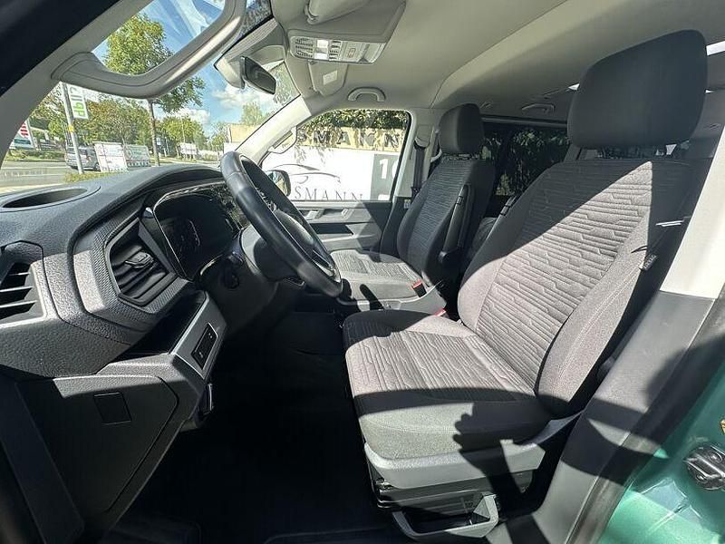 Gebraucht VW Multivan Comfortline 204 PS (150 kW) 2022 Grün Van