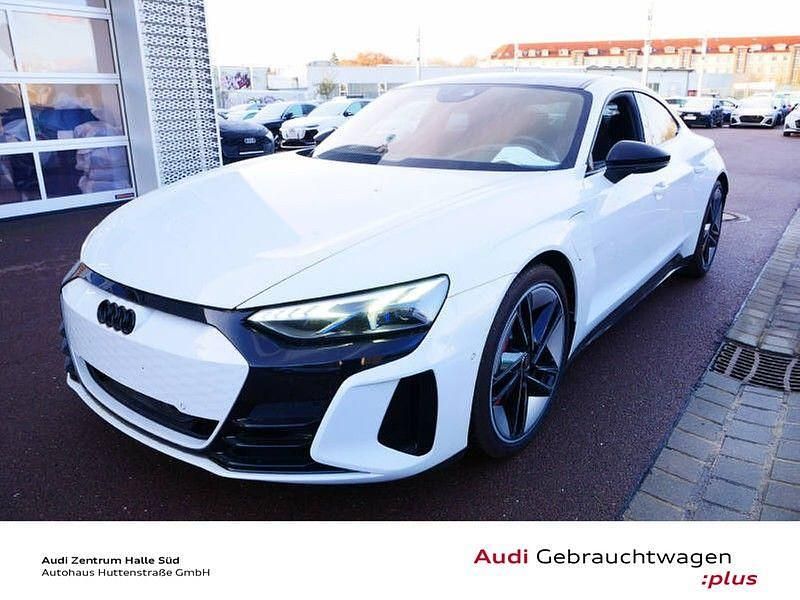 Suzukagrau metallic (metallic) Gebraucht 2023 Audi e-tron GT quattro Sport Limousine | 76.920 € (Teuer) - Bild 1/4