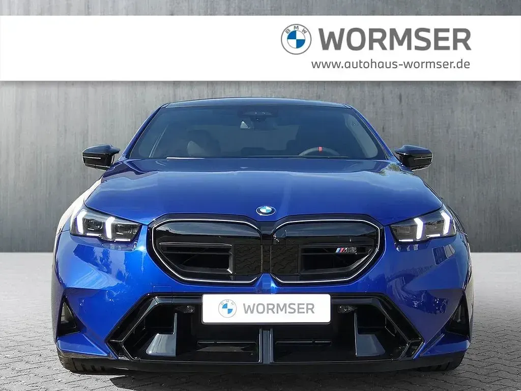 Neu BMW M5 Sport Line 727 PS (534 kW) 2026 Blau Limousine