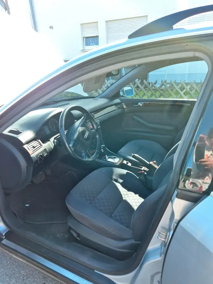 Gebraucht Audi A6 165 PS (121 kW) 2001 Silber Kombi