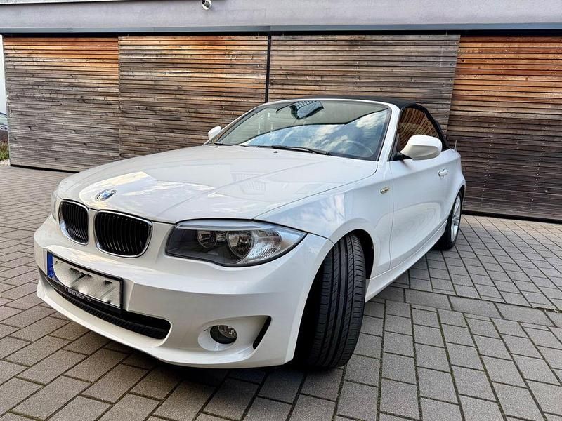 Gebraucht BMW 118 Cabriolet 143 PS (105 kW) 2012 Weiß Cabrio