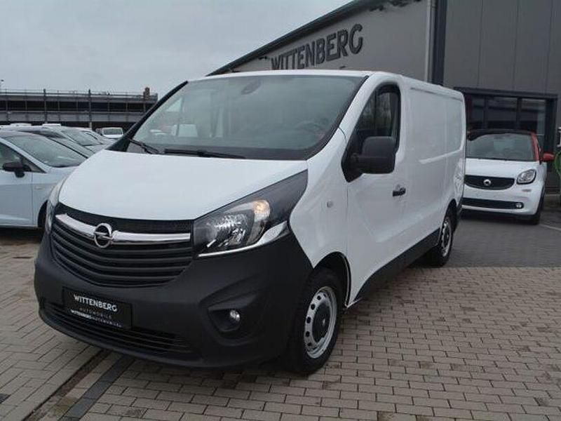 Gebraucht Opel Vivaro 121 PS (88 kW) 2018 Weiß Van / Kleinbus