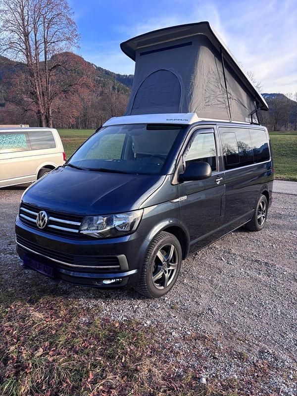 Blau Gebraucht 2016 VW Multivan Van | 31.000 € (Etwas zu teuer) - Bild 1/4