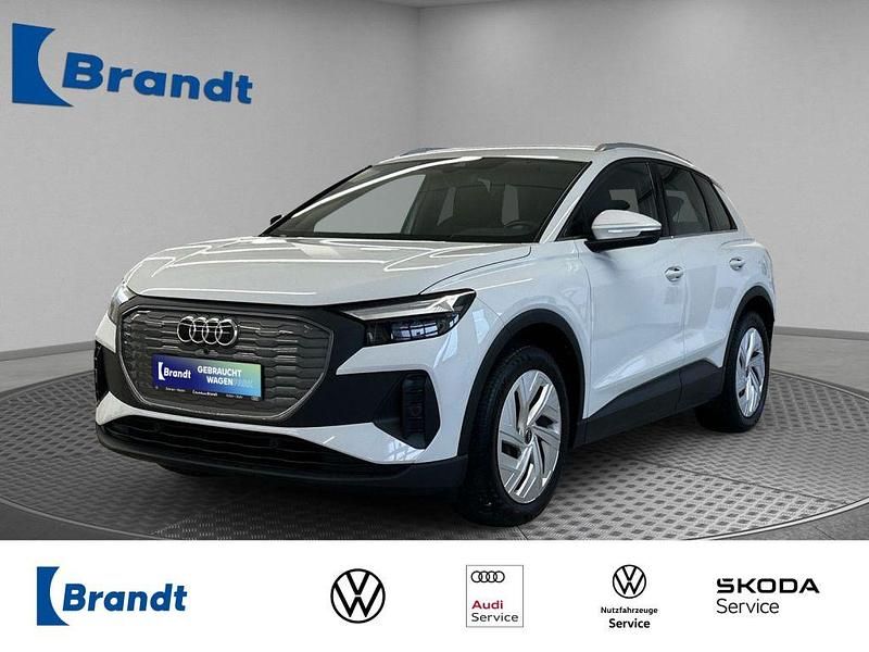 Gebraucht Audi e-tron 150 kW (204 PS) 2023 Gletscherweiß metallic (metallic) SUV