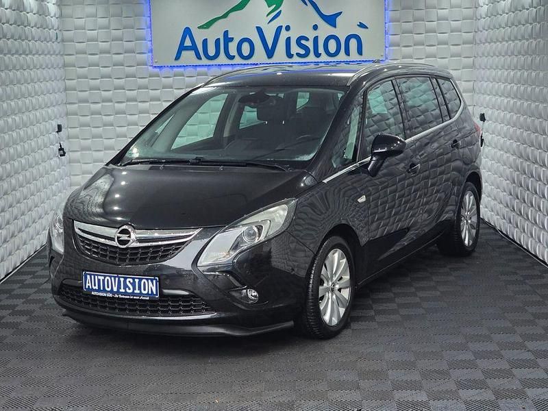 Schwarz Gebraucht 2016 Opel Zafira Tourer Innovation Van / Kleinbus | 8.950 € (Fairer Preis) - Bild 1/4