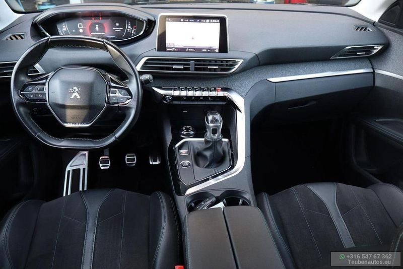 Gebraucht Peugeot 5008 Crossway 131 PS (96 kW) 2019 Grün Van / Kleinbus