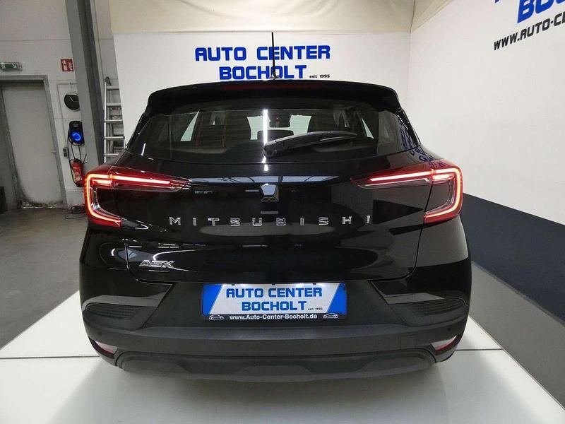 Gebraucht Mitsubishi ASX Basis 91 PS (66 kW) 2024 Onyx black SUV