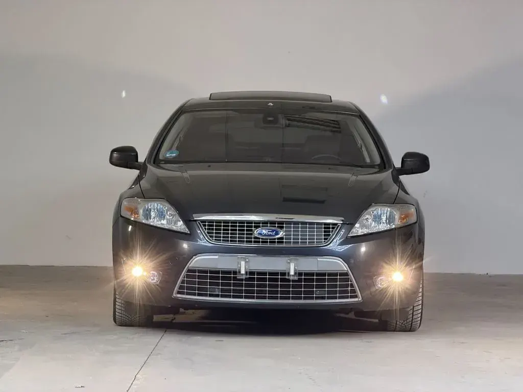Gebraucht Ford Mondeo Titanium 220 PS (161 kW) 2008 Grau Limousine