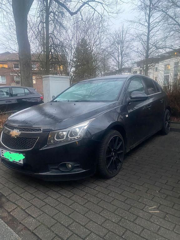 Schwarz Gebraucht 2012 Chevrolet Cruze LTZ Kombi | 2.500 € (Superpreis) - Bild 1/4