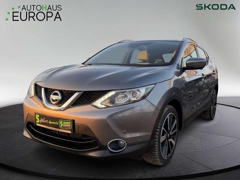 Gun metallic (m) Gebraucht 2015 Nissan Qashqai Tekna SUV | 11.990 € (Guter Preis) - Bild 1/4