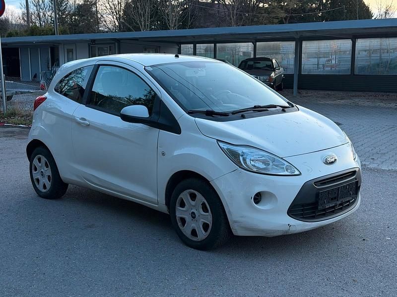 Gebraucht Ford Ka 69 PS (50 kW) 2011 Weiß Kleinwagen
