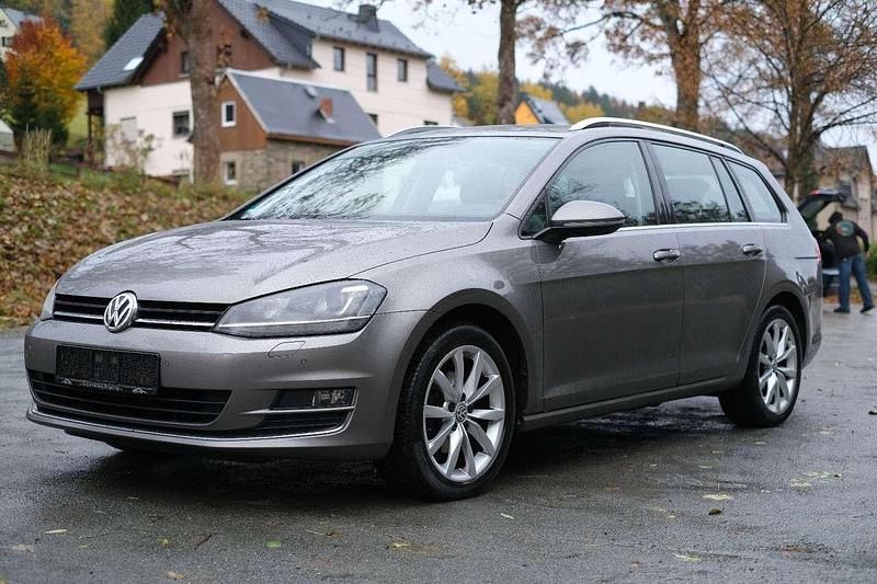 Limestonefrey Gebraucht 2014 VW Golf VII Highline Kombi | 8.980 € (Guter Preis) - Bild 1/4