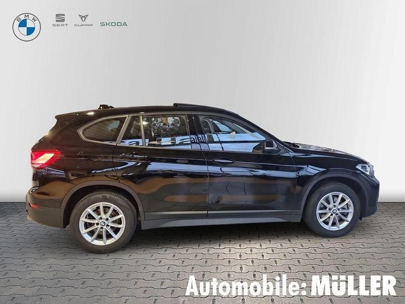 Używany BMW X1 178 KM (130 kW) 2021 Czarny SUV