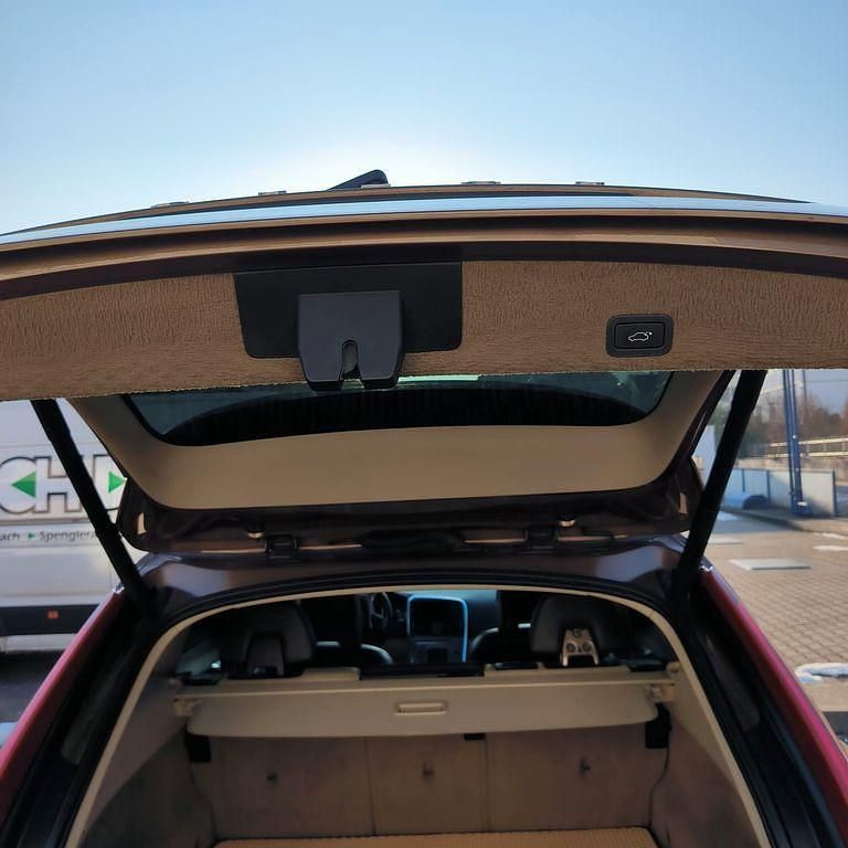 Gebraucht Volvo XC60 Ocean Race 215 PS (158 kW) 2012 Braun SUV