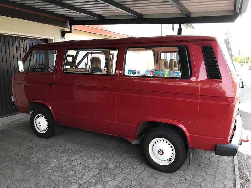 Usado VW Multivan 78 HP (57 kW) 1988 Vermelho Monovolume