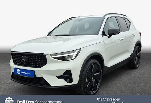 Gebraucht Volvo XC40 Plus 197 PS (144 kW) 2025 Crystal weißperleffekt SUV