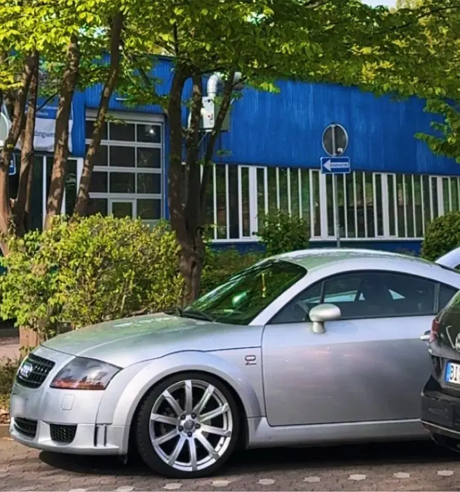 Gebraucht Audi TT S-Line 180 PS (132 kW) 2000 Silber Coupé