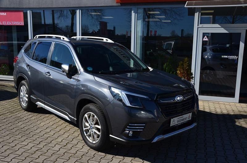 Magnetite grey metallic Gebraucht 2024 Subaru Forester Comfort SUV | 36.790 € (Guter Preis) - Bild 1/4