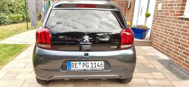 Gebraucht Peugeot 108 Active 72 PS (52 kW) 2019 Schwarz Kleinwagen
