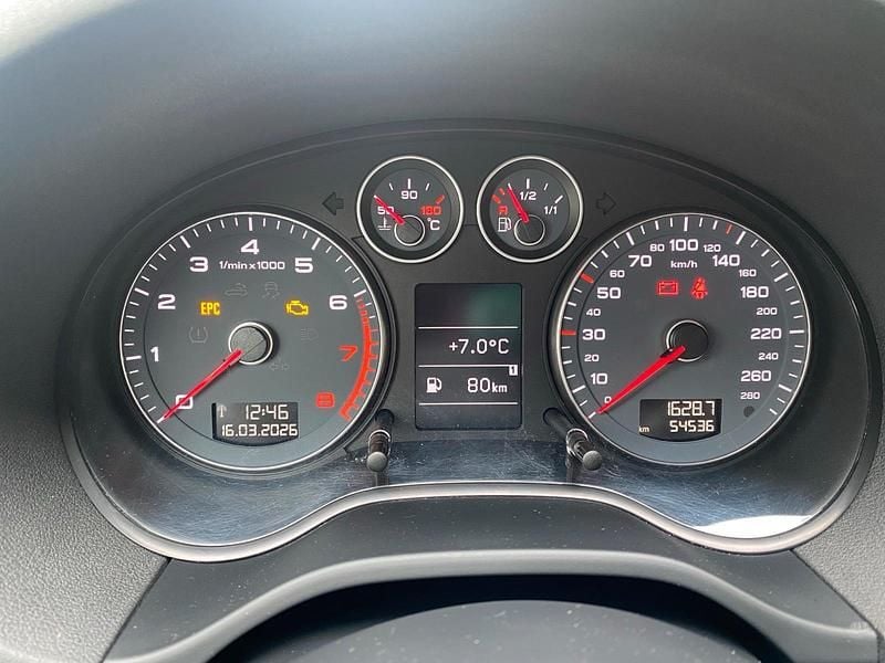 Gebraucht Audi A3 160 PS (117 kW) 2014 Schwarz Kombi