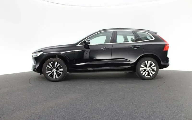 Gebraucht Volvo XC60 Core 197 PS (144 kW) 2022 Schwarz SUV