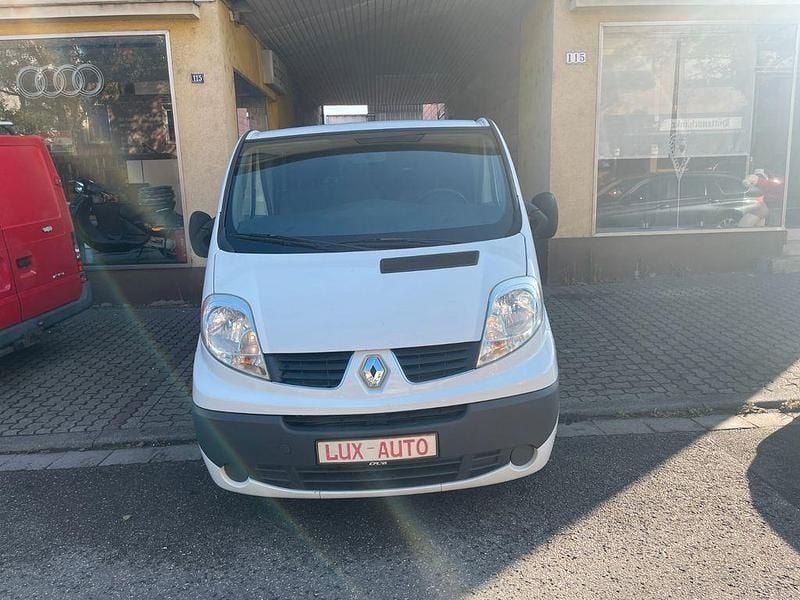 Gebraucht Renault Trafic 2012 Weiß Van / Kleinbus