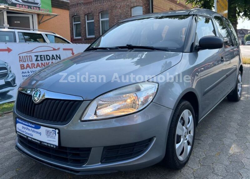 Platingrau metallic Gebraucht 2012 Skoda Roomster Plus Edition Kombi | 4.999 € (Fairer Preis) - Bild 1/4