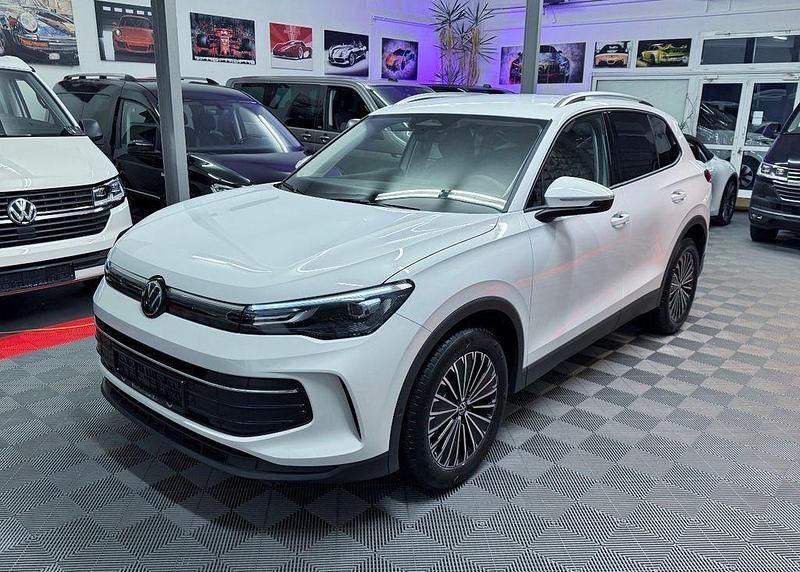 Weiß Gebraucht 2025 VW Tiguan Life SUV | 34.990 € (Fairer Preis) - Bild 1/4