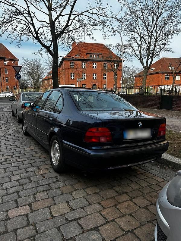 Gebraucht BMW 528 192 PS (141 kW) 1998 Blau Limousine