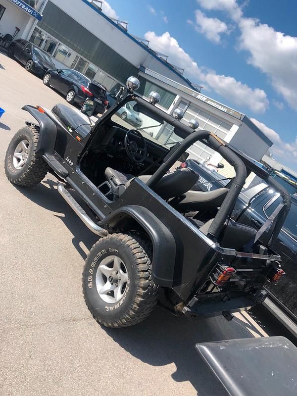 Gebraucht Jeep Wrangler 186 PS (136 kW) 1992 Schwarz SUV