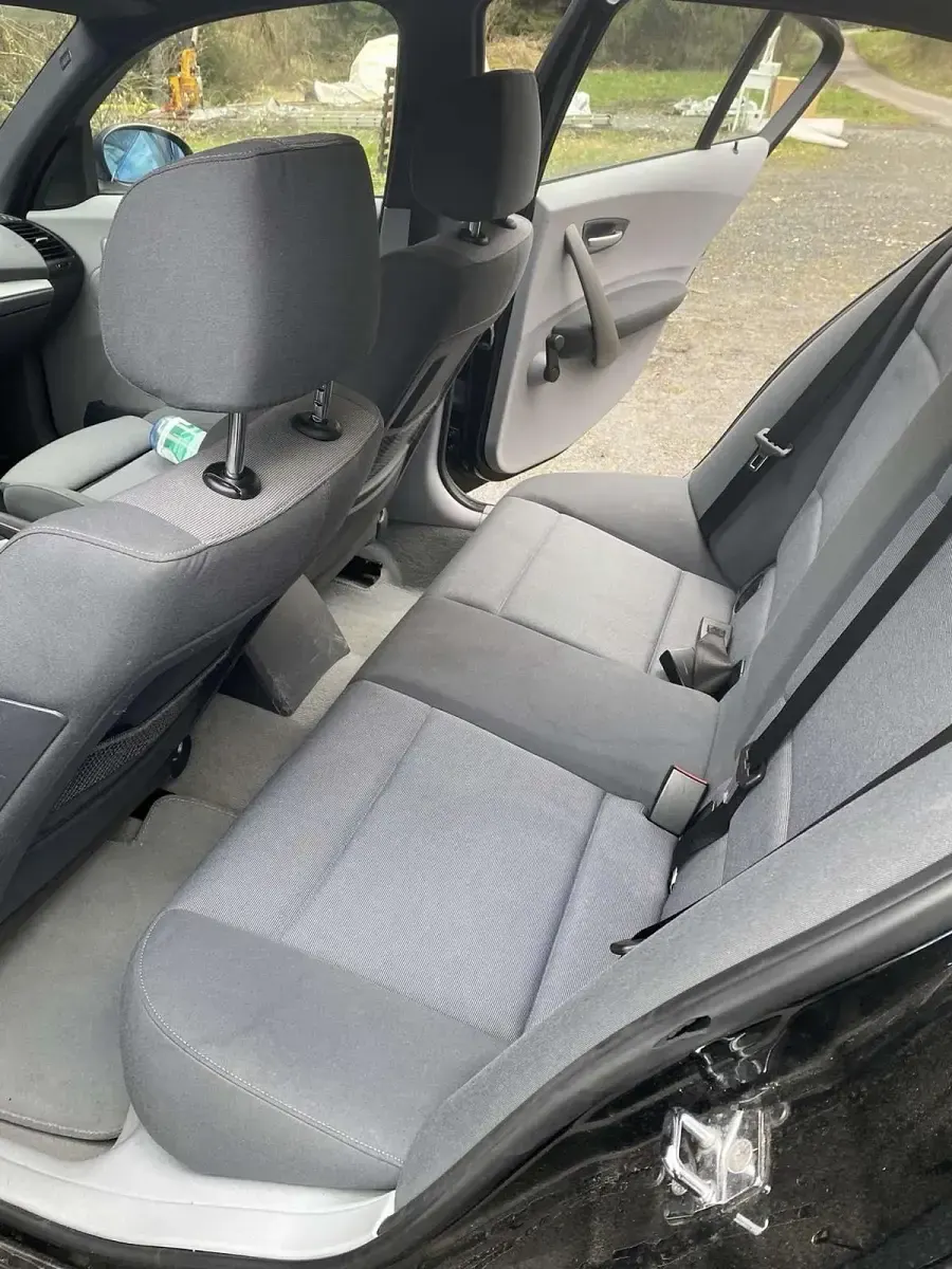 Gebraucht BMW 116 129 PS (94 kW) 2006 Schwarz Kleinwagen