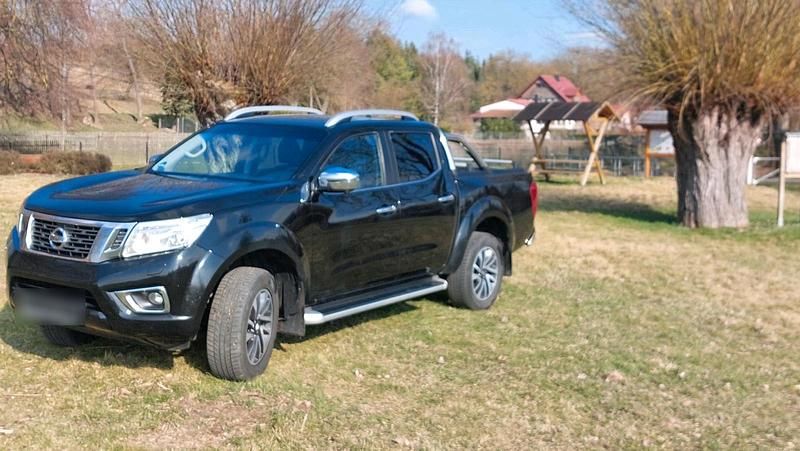 Gebraucht Nissan Navara 190 PS (139 kW) 2016 Schwarz Pickup