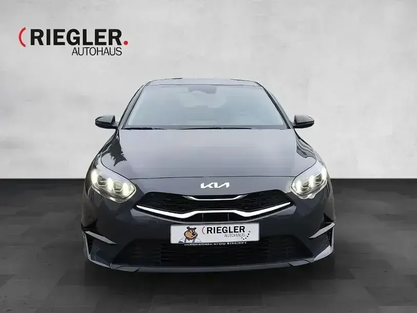 Neu Kia Ceed 2025 Grau Kleinwagen