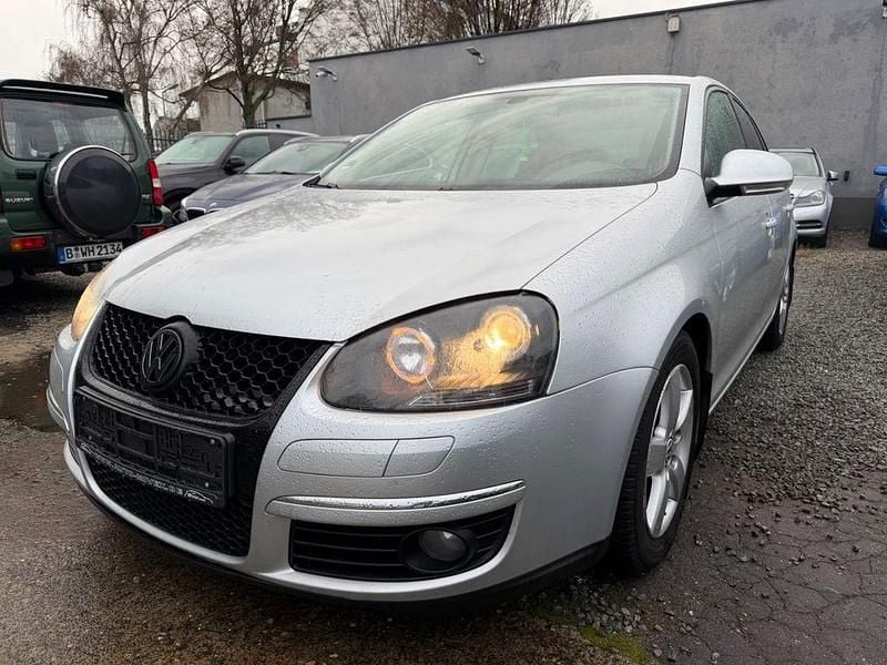 Gebraucht VW Jetta United 122 PS (89 kW) 2008 Silber Limousine