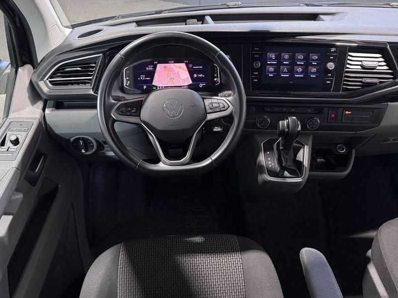 Usata VW Transporter 150 CV (110 kW) 2024 Nero Furgone