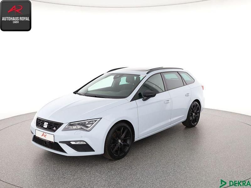 Grau Gebraucht 2020 Seat Leon ST Beats Kombi | 19.860 € (Fairer Preis) - Bild 1/4