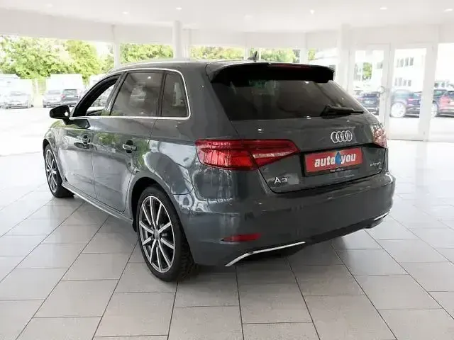 Gebraucht Audi A3 Sportback e-tron S-Line 204 PS (150 kW) 2016 Andere Kleinwagen